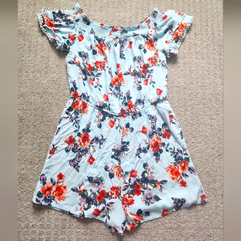 Women Off Shoulder Floral Romper size medium